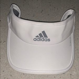 Adidas visor